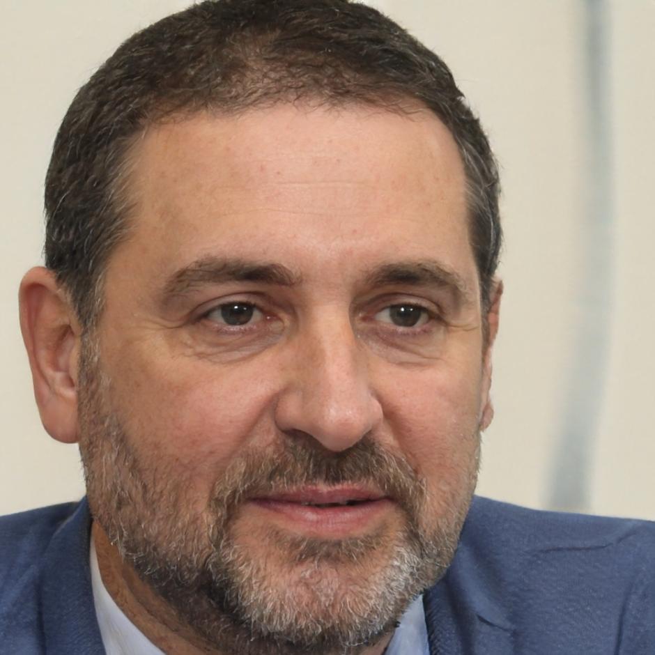 Portrait de Thomas Laurent, spécialiste en entrepreneuriat
